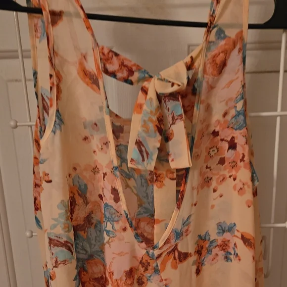 Forever 21 Peach Floral Top - Picture 10 of 15